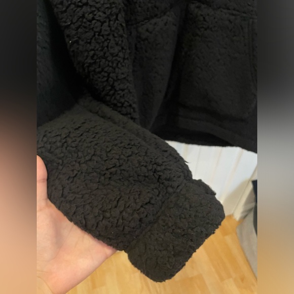 black teddy pullover hoodie - Picture 3 of 7